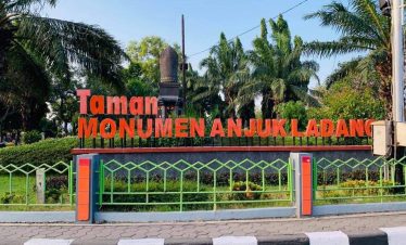 Travel Nganjuk – Sidoarjo